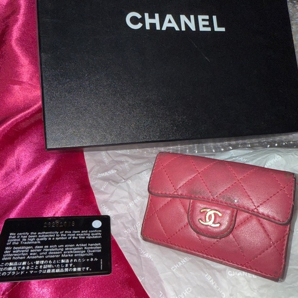 Chanel Pink Quilted Card Holder - Picture 1 of 9